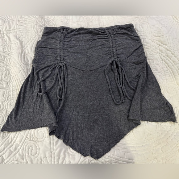 Earthbound Trading adjustable length mini skirt - Picture 2 of 4